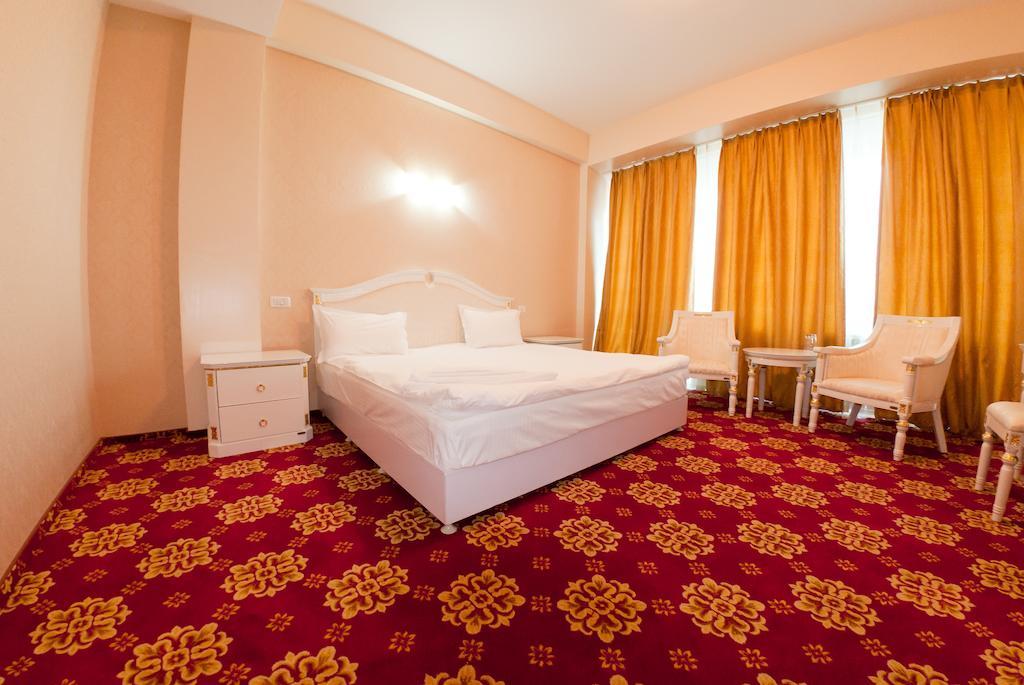 Hotel Complex Aristrocratos à Mamaia Chambre photo
