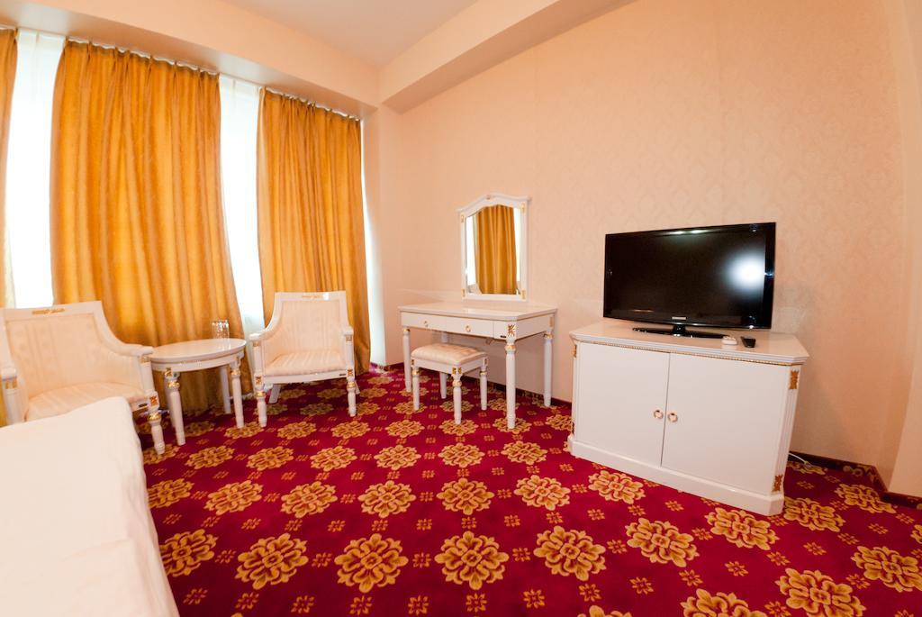 Hotel Complex Aristrocratos à Mamaia Extérieur photo